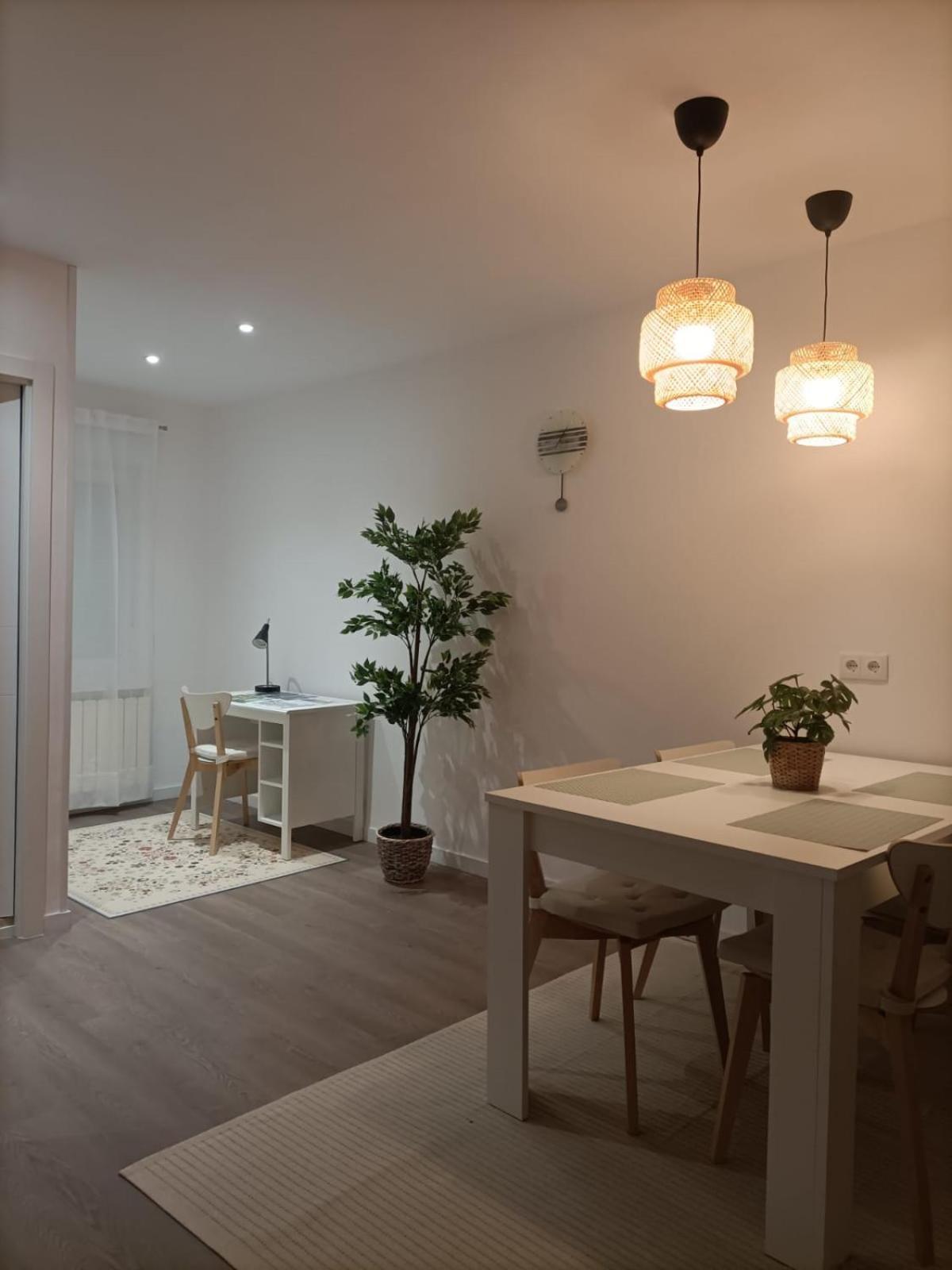 Centro El Trasgu De Foncalada Apartment